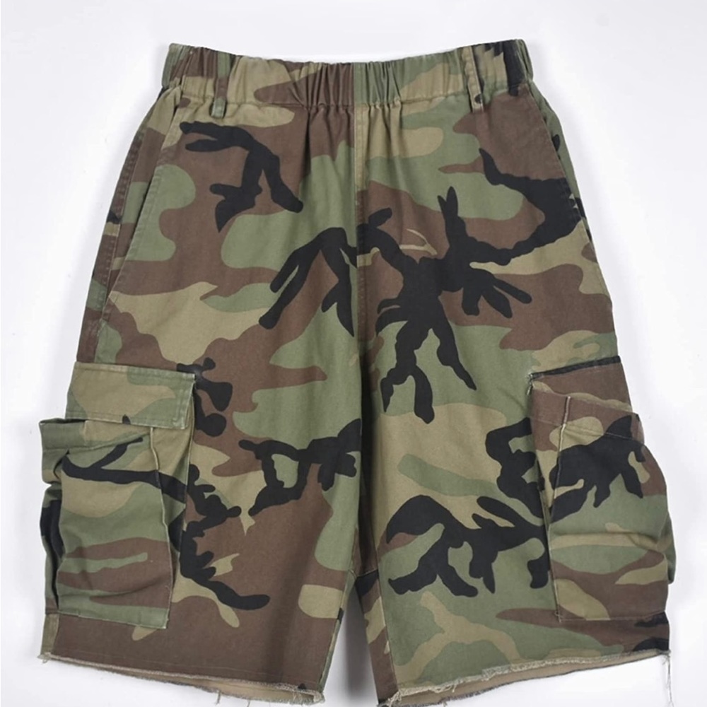 Women cargo short